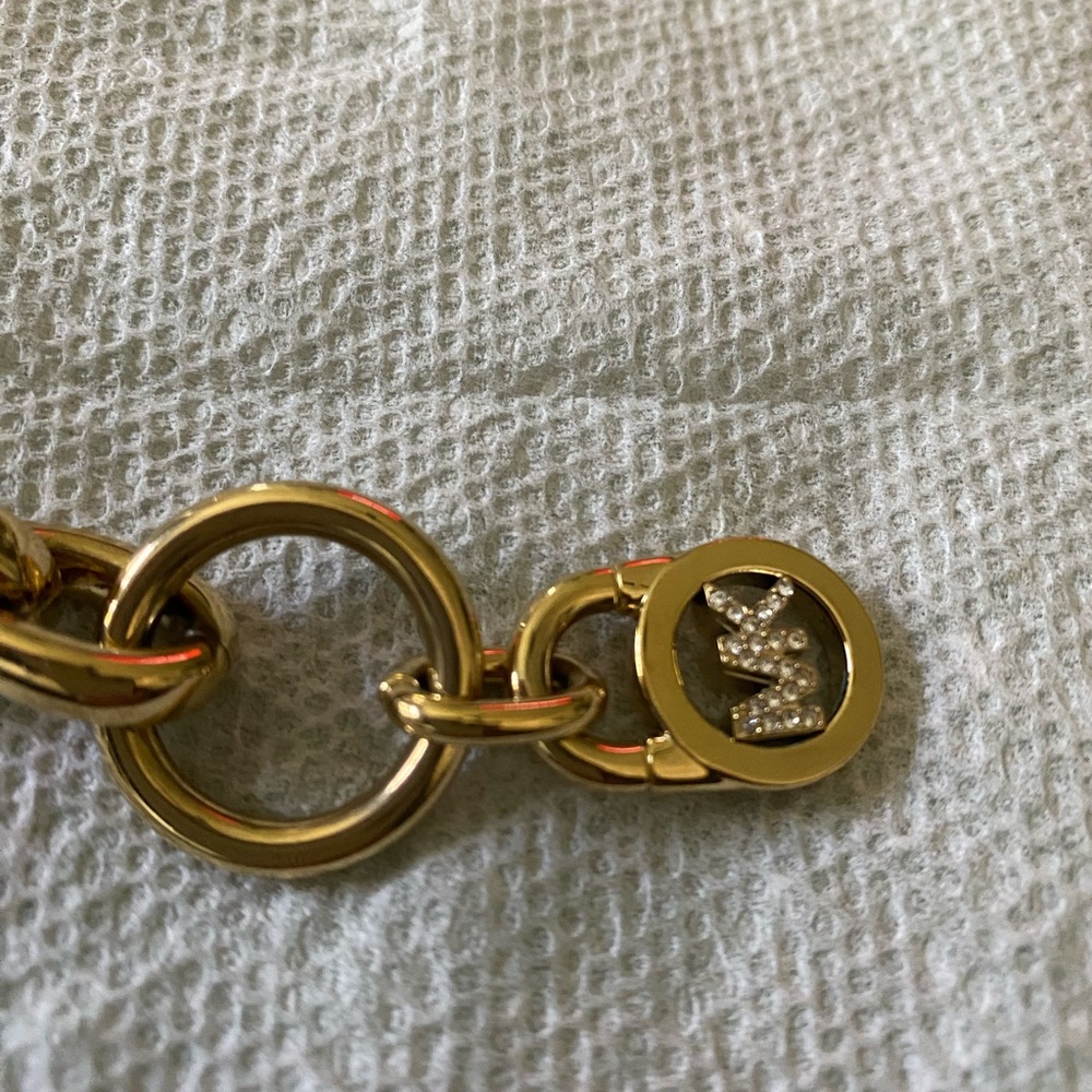 Gold Chain Bracelet - Picture 3 of 3